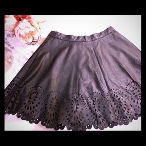 Millau | Black Skirt